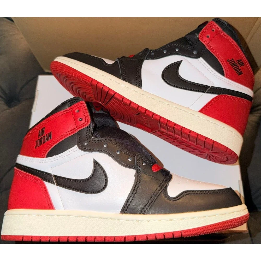 Air Jordan 1 Retro High OG ‘Black Toe Reimaged” - Size 4Y - Picture 1 of 5